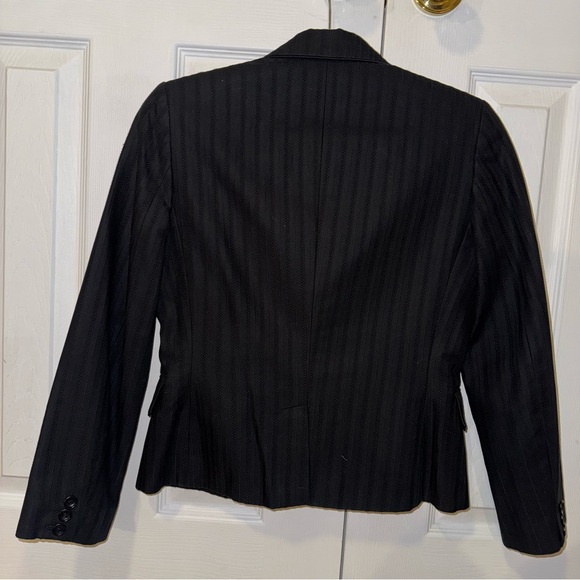 Banana Republic Blazer - Picture 7 of 10
